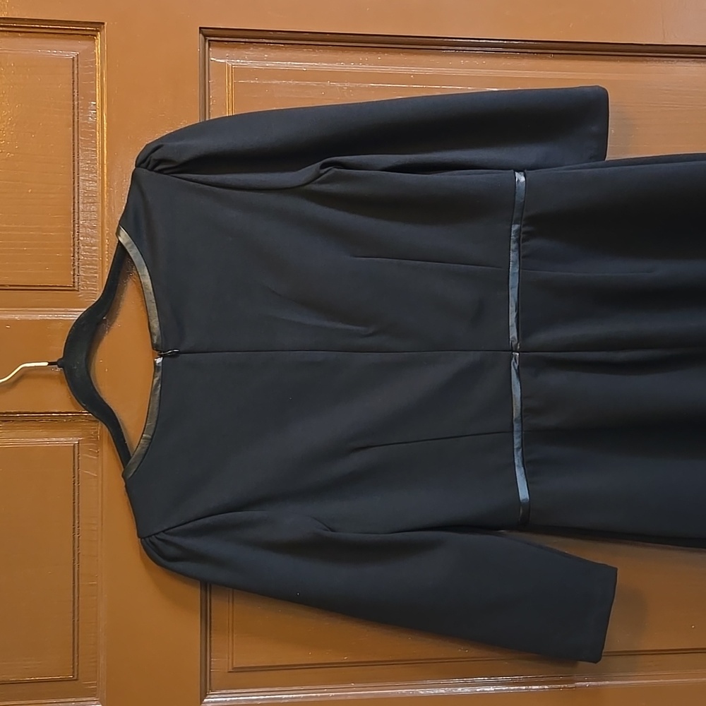 Talbots-Black round neck 3/4 sleeved dress with faux leather trim Sz 4. NWT. - Picture 6 of 10